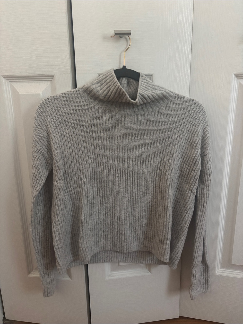Goodthreads Light Gray Ribbed Turtleneck Sweater